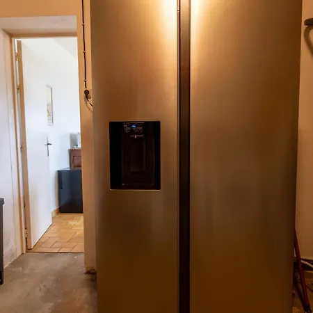 بيت للعطل Domaine De La Chesnaie - Piscine Couverte Longué