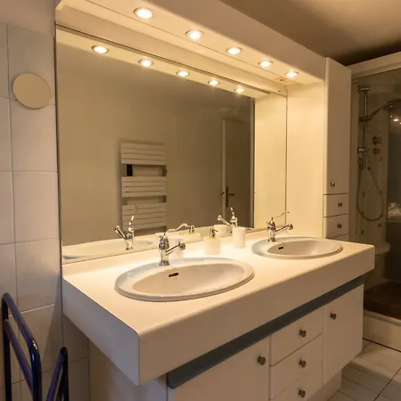 بيت للعطل Domaine De La Chesnaie - Piscine Couverte