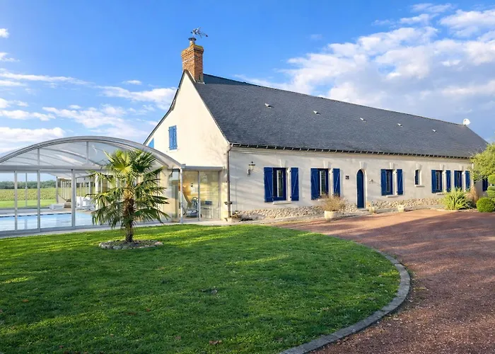 Domaine De La Chesnaie - Piscine Couverte * Longué