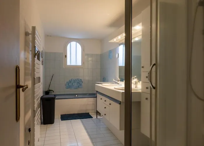 Ferienhaus Domaine De La Chesnaie - Piscine Couverte Longué