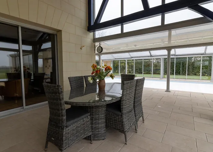 Domaine De La Chesnaie - Piscine Couverte *